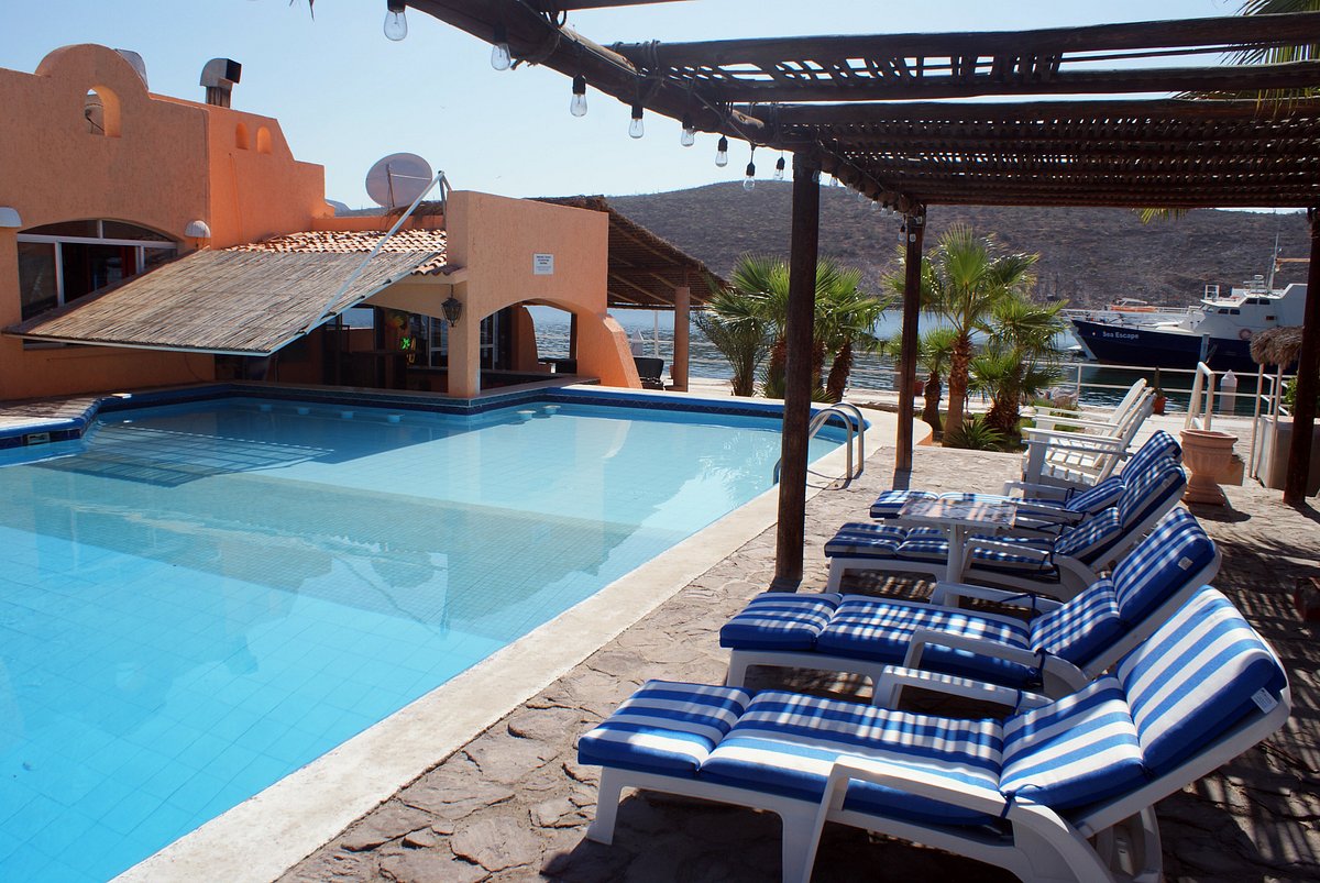 Club Hotel Cantamar by the Beach Pool Pictures & Reviews - Tripadvisor