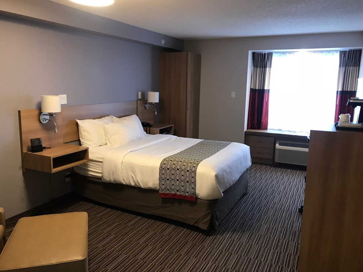 Microtel Inn & Suites Casselman - UPDATED 2022 Prices, Reviews & Photos ...