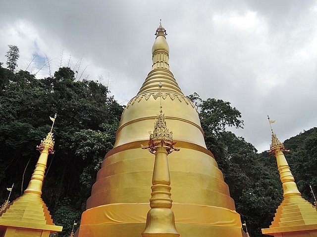 Wat Phra That In Khaen Temple image