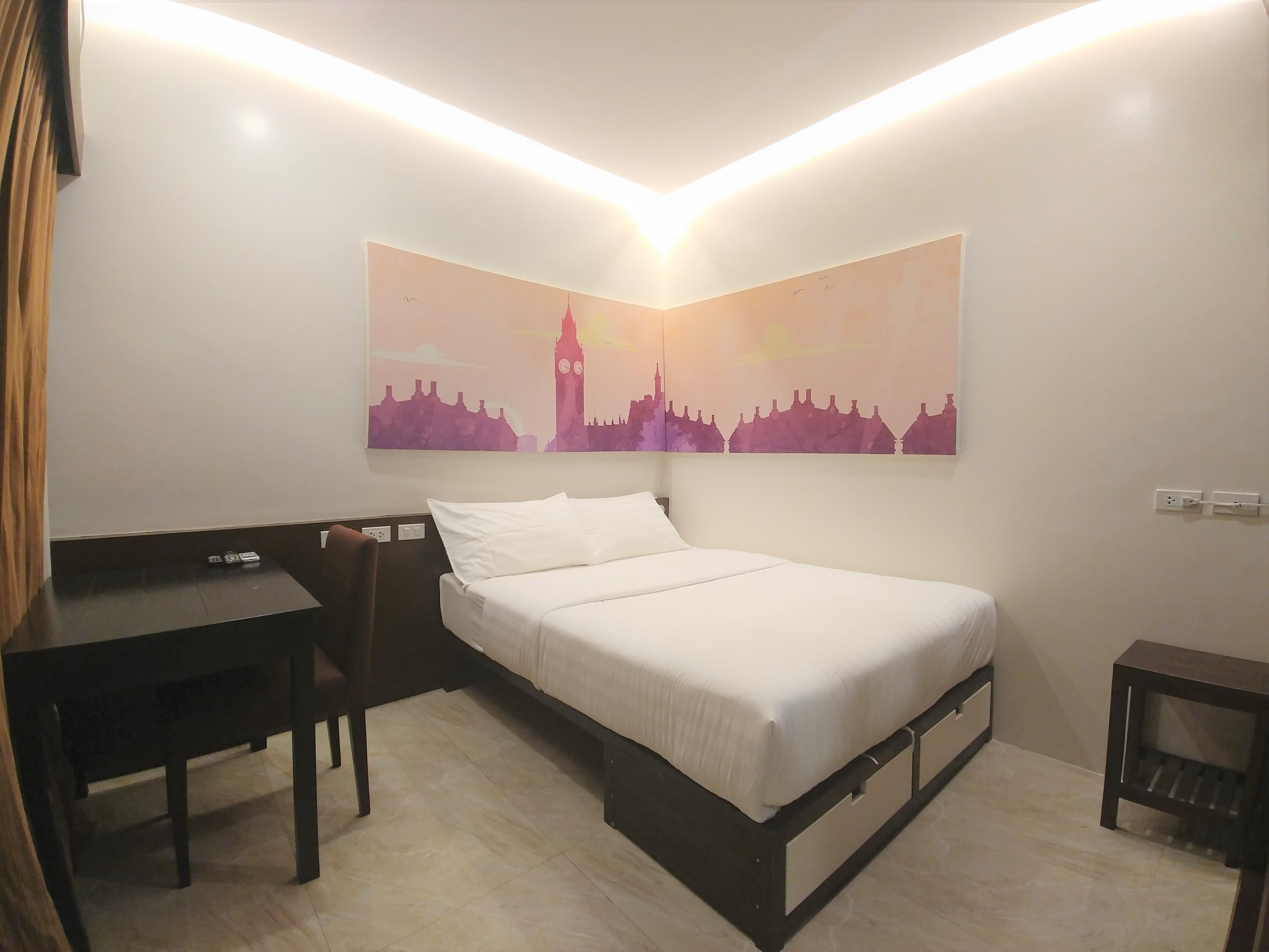 BED AND BATH SERVICED SUITES - Prices & Hotel Reviews (Iloilo City ...