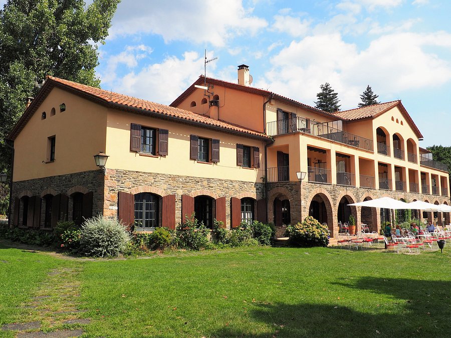 HOTEL HUSA SANT BERNAT (Montseny, Spanje) - foto's en ...