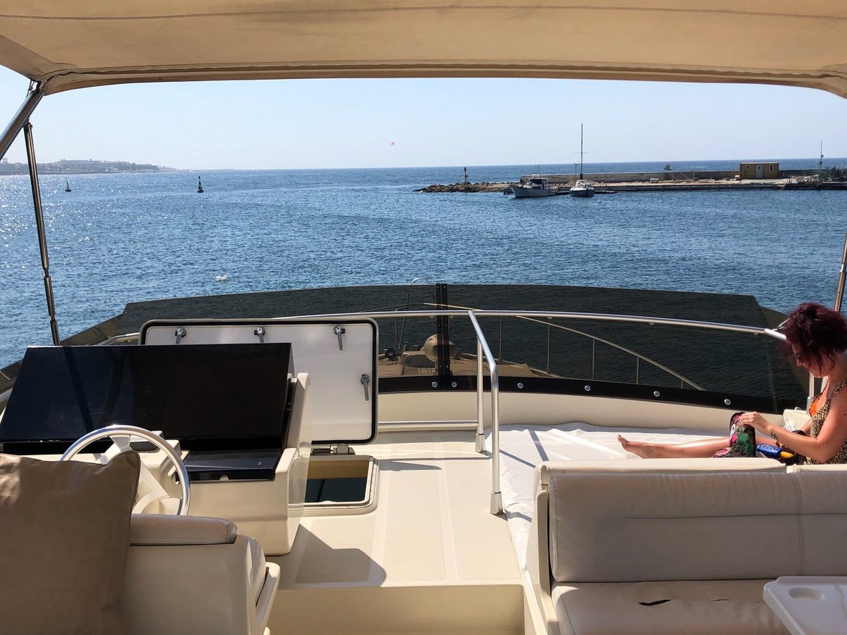 charter yacht paphos