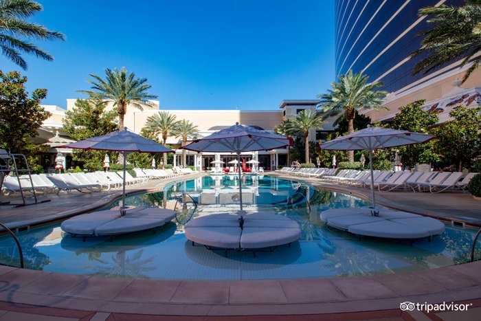 Encore At Wynn Las Vegas Pool: Pictures & Reviews - Tripadvisor