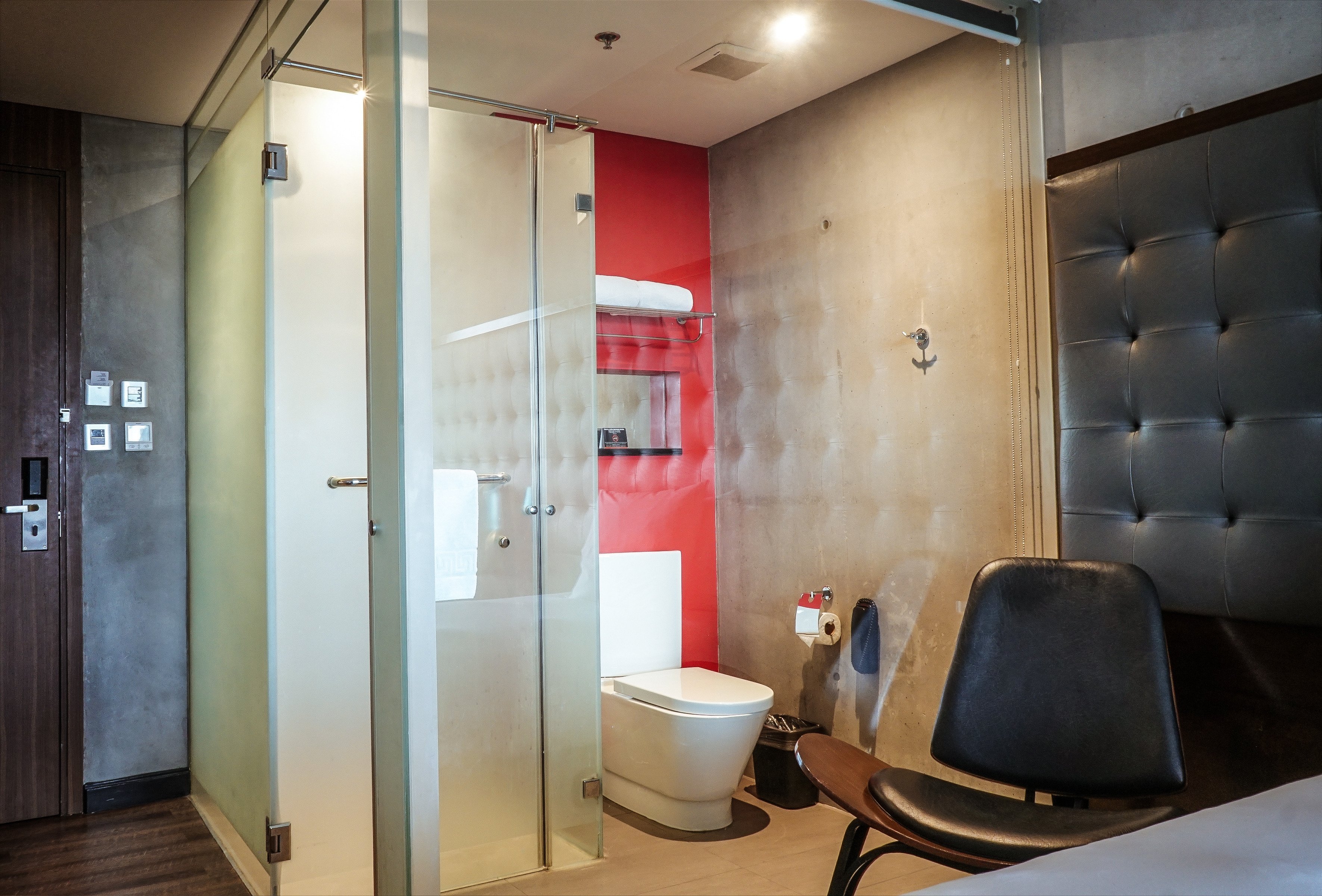 B Hotel Quezon City Rooms: Pictures & Reviews - Tripadvisor