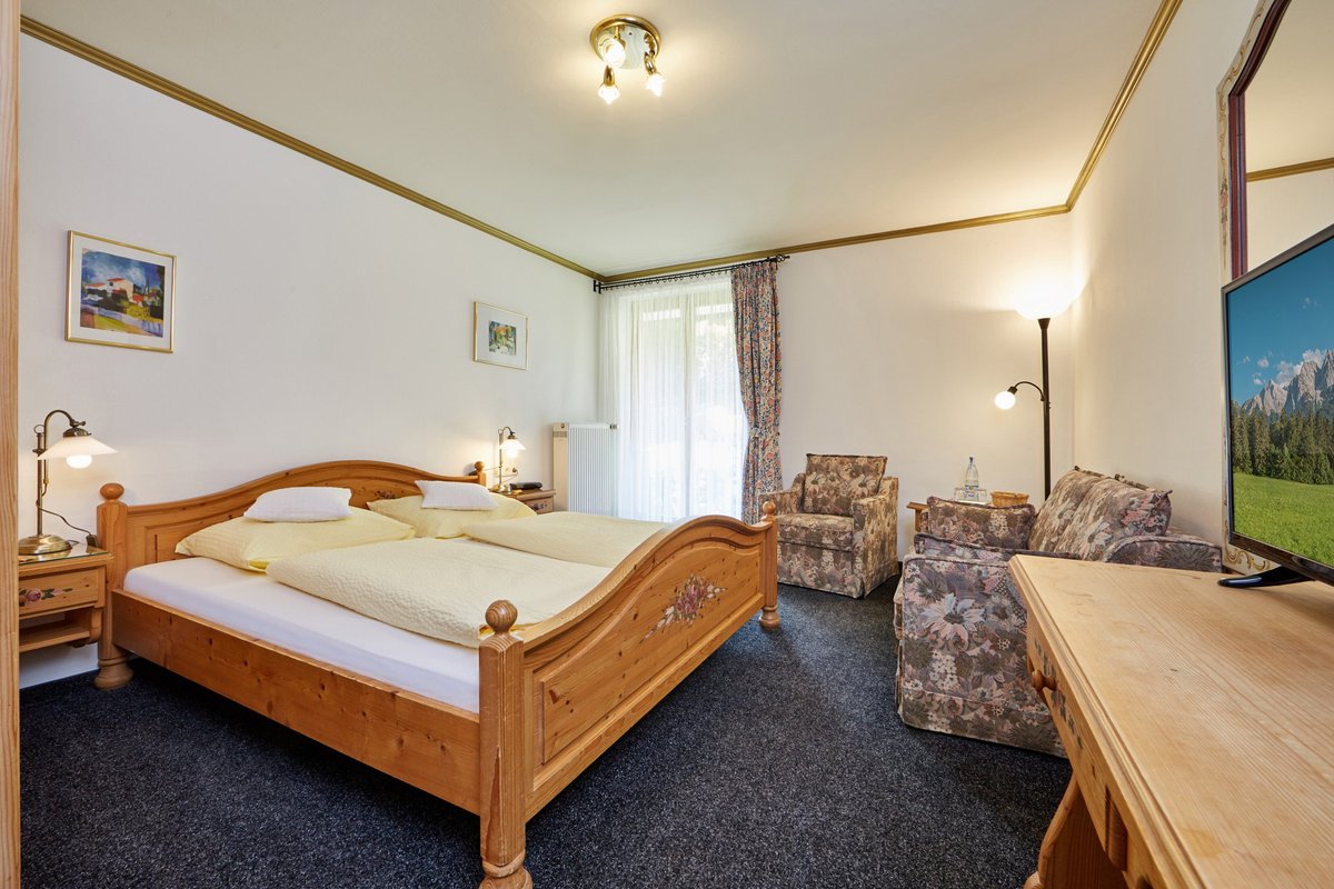 HOTEL BERGLAND - Prices & Reviews (Grainau, Germany)