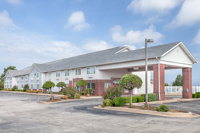 Days Inn by Wyndham Mountain Home Parking: Pictures & Reviews - Tripadvisor