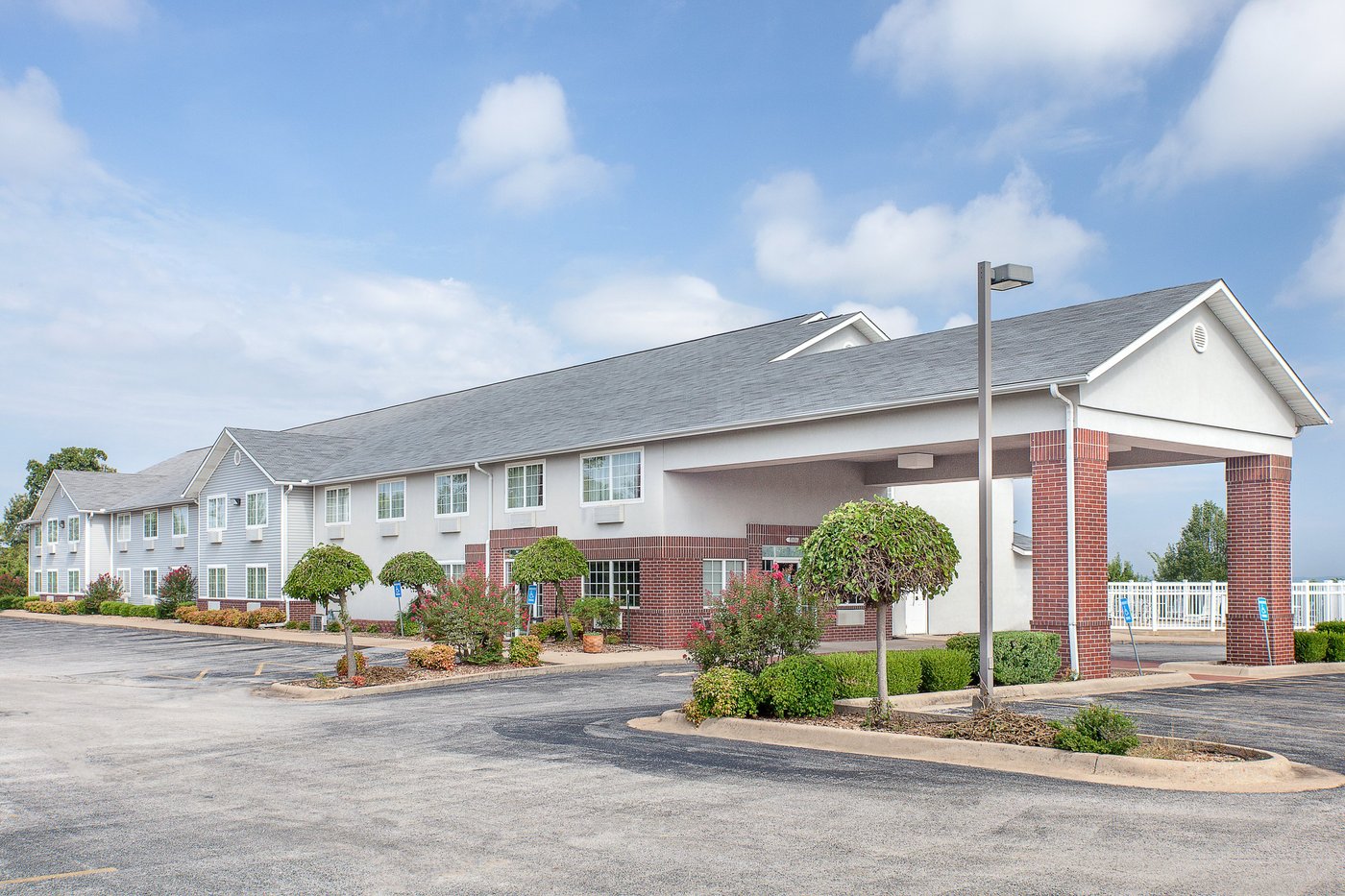 DAYS INN BY WYNDHAM MOUNTAIN HOME - Updated 2024 Prices & Hotel Reviews ...