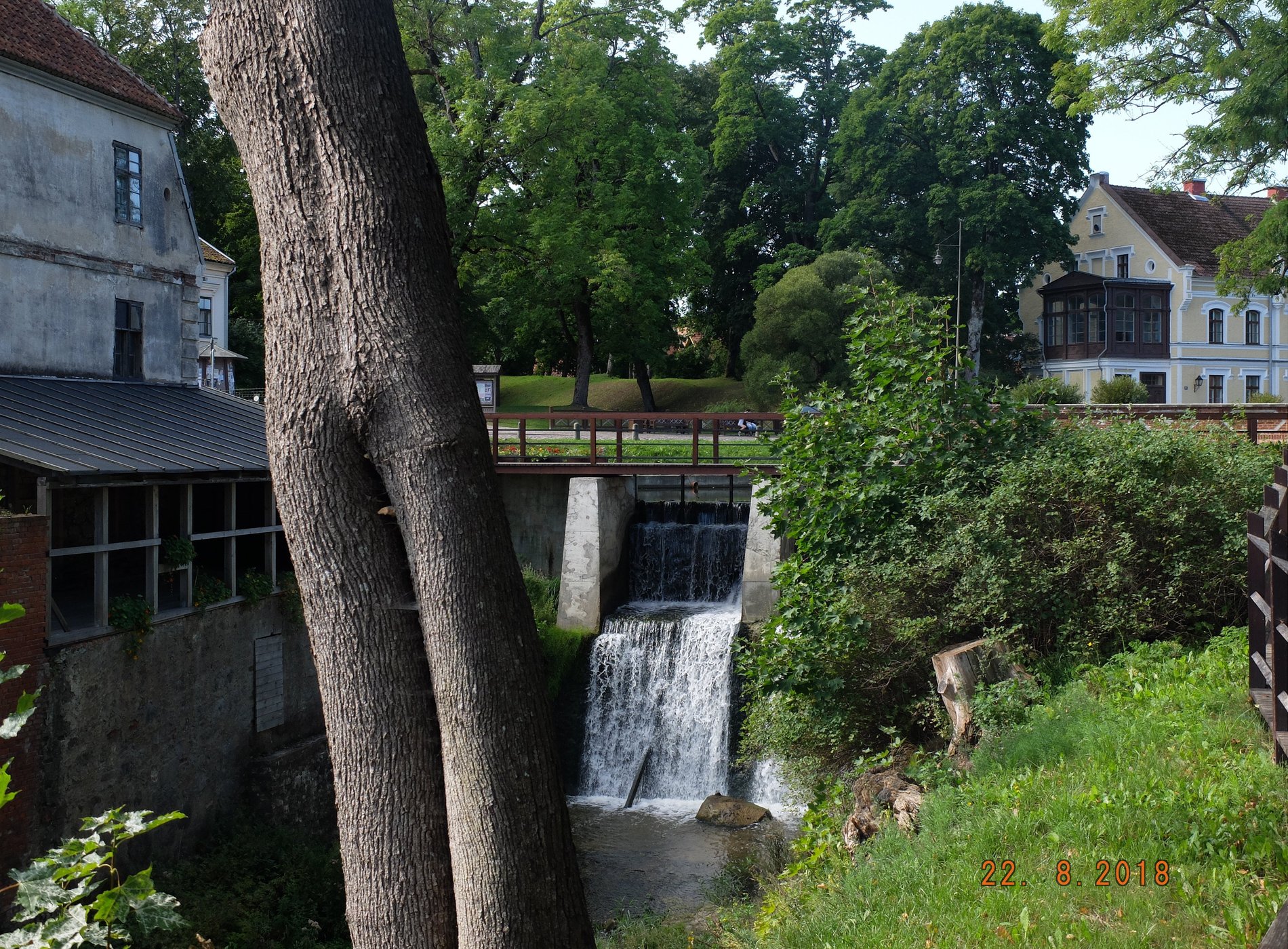 place image