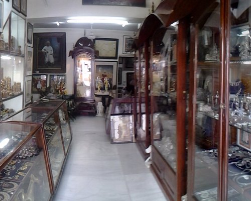 Indian Antique Store