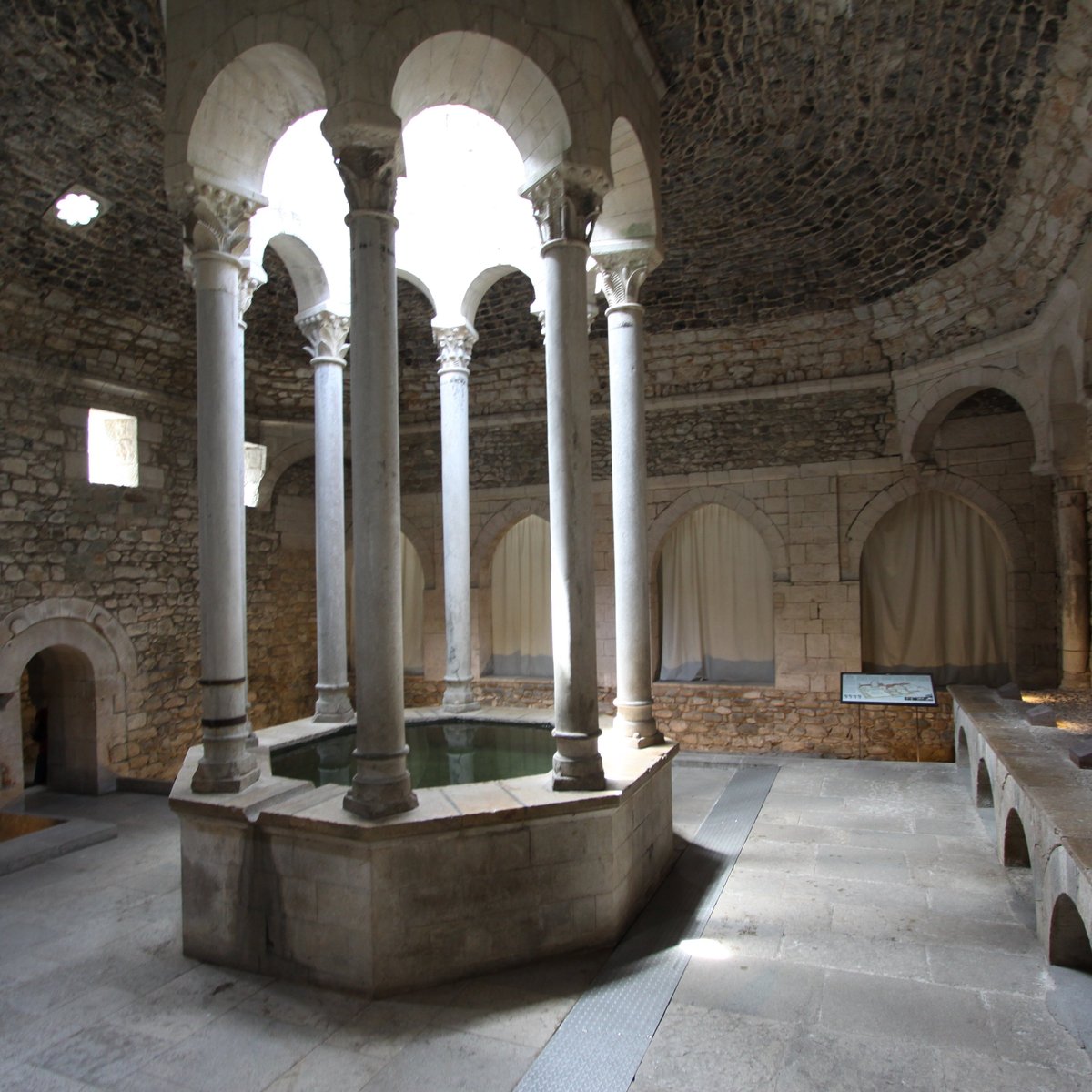 Arab Baths, Girona