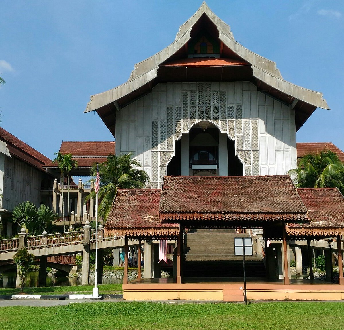 Muzium Negeri Terengganu (Kuala Terengganu) - All You Need to Know BEFORE  You Go
