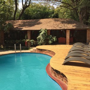 Sun Deck & Pool