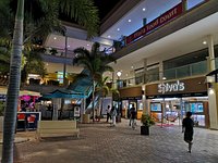 Tripadvisor - El mayor centro comercial que encontrarás en Aruba