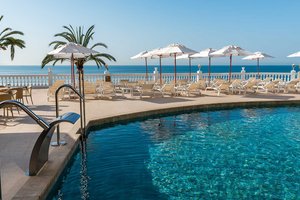 Piscina e praia