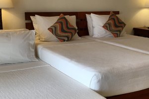 Room & Suite