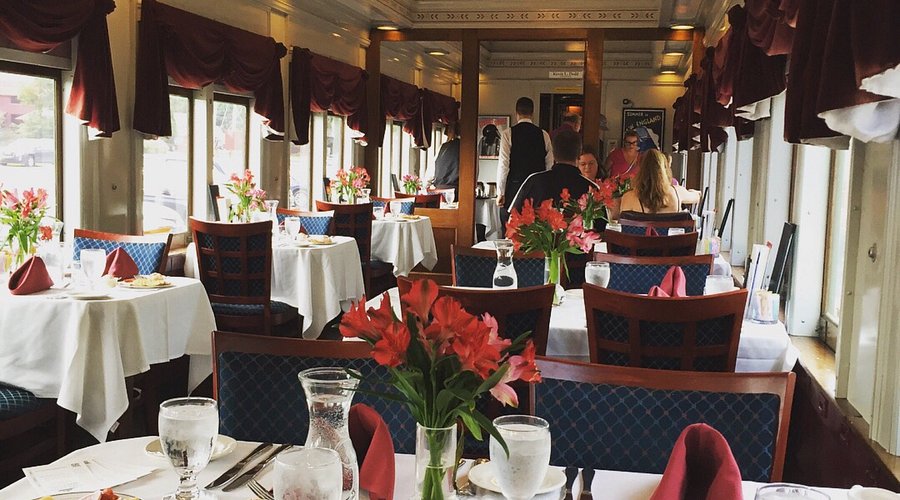 Essex Clipper Dinner Train