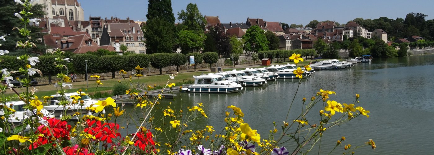L'Office de Tourisme - Le port de plaisance