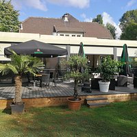 La terrasse extérieure .