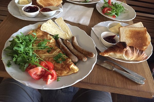 Где недорого и вкусно поесть в Варшаве