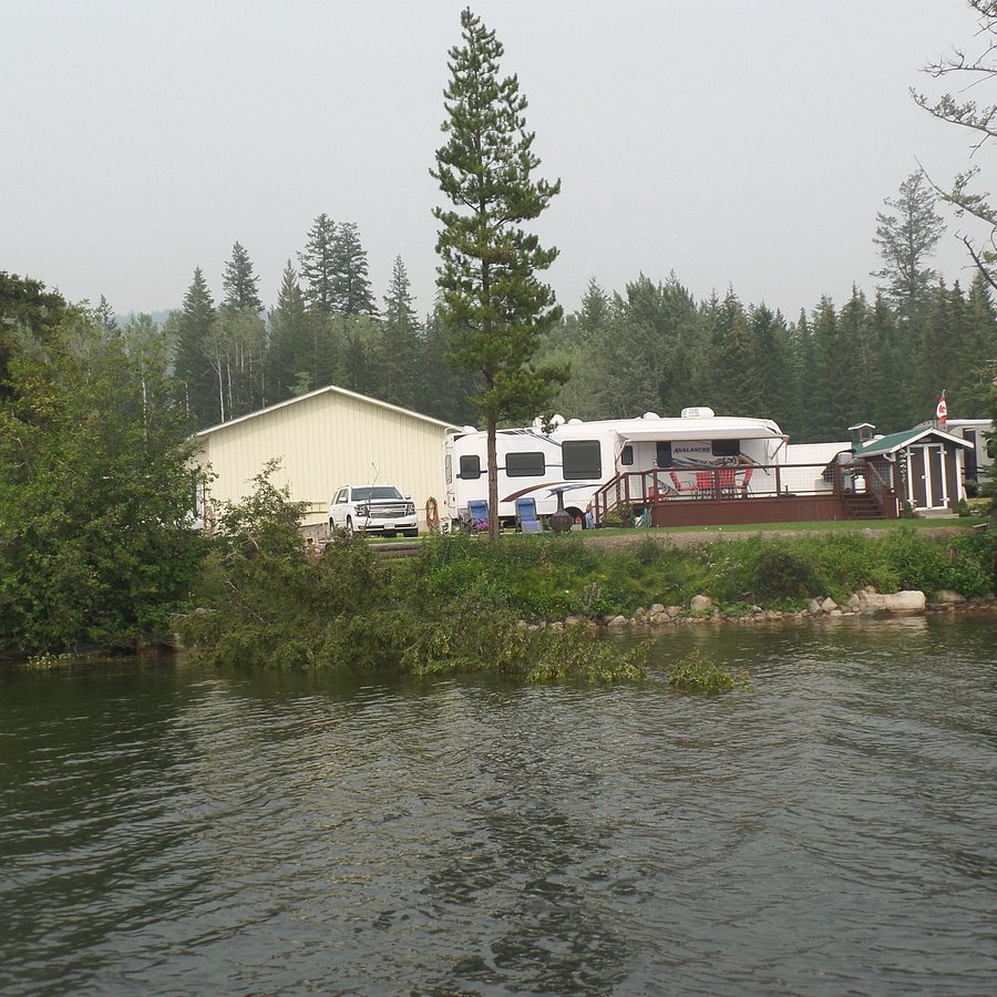 MARTEN'S RESORT - Campground Reviews (Lac La Hache, British Columbia