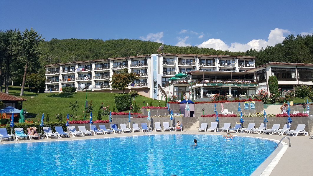 HOTEL MAKPETROL STRUGA - Updated 2021 Prices, Reviews, And Photos ...