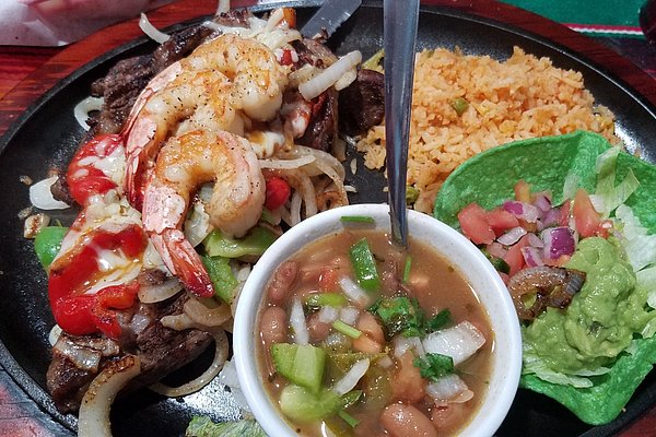 Shrimp Fajitas - Dinner at the Zoo