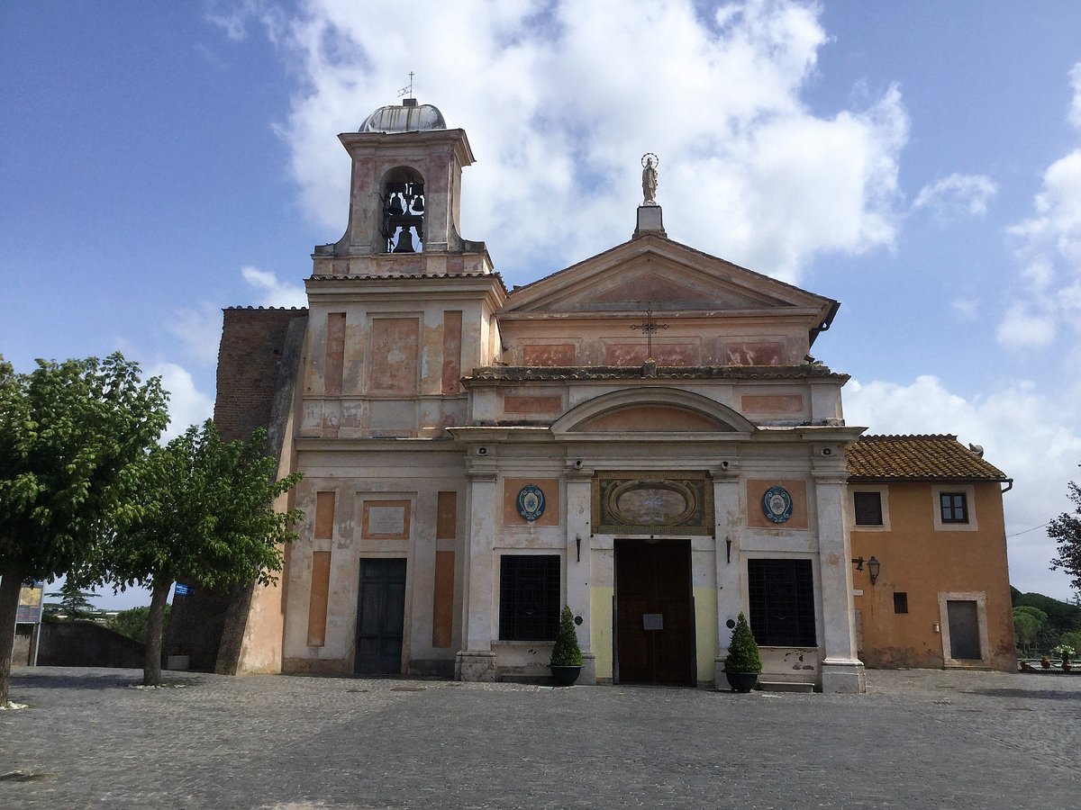 Parrocchia Madonna Del Divino Amore Santuario della Madonna del Divino Amore (Rome) - 2022 Alles wat u moet