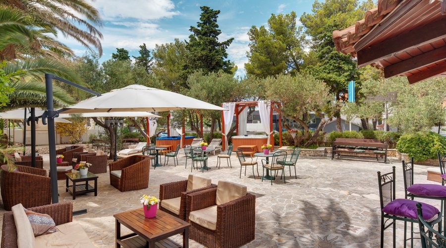 Garden Lounge Terrace with Jacuzzi tubs, Sun-terrace to relax and enjoy.