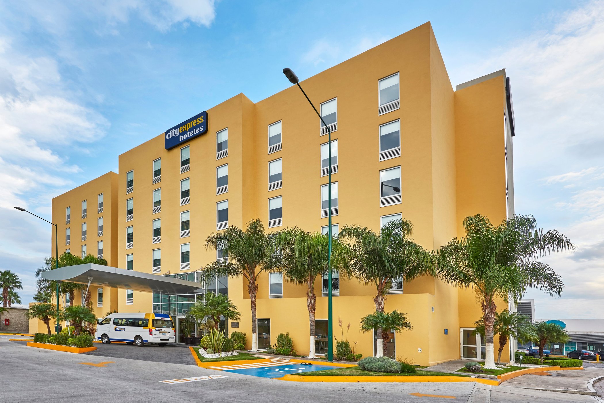 City Express by Marriott Irapuato image