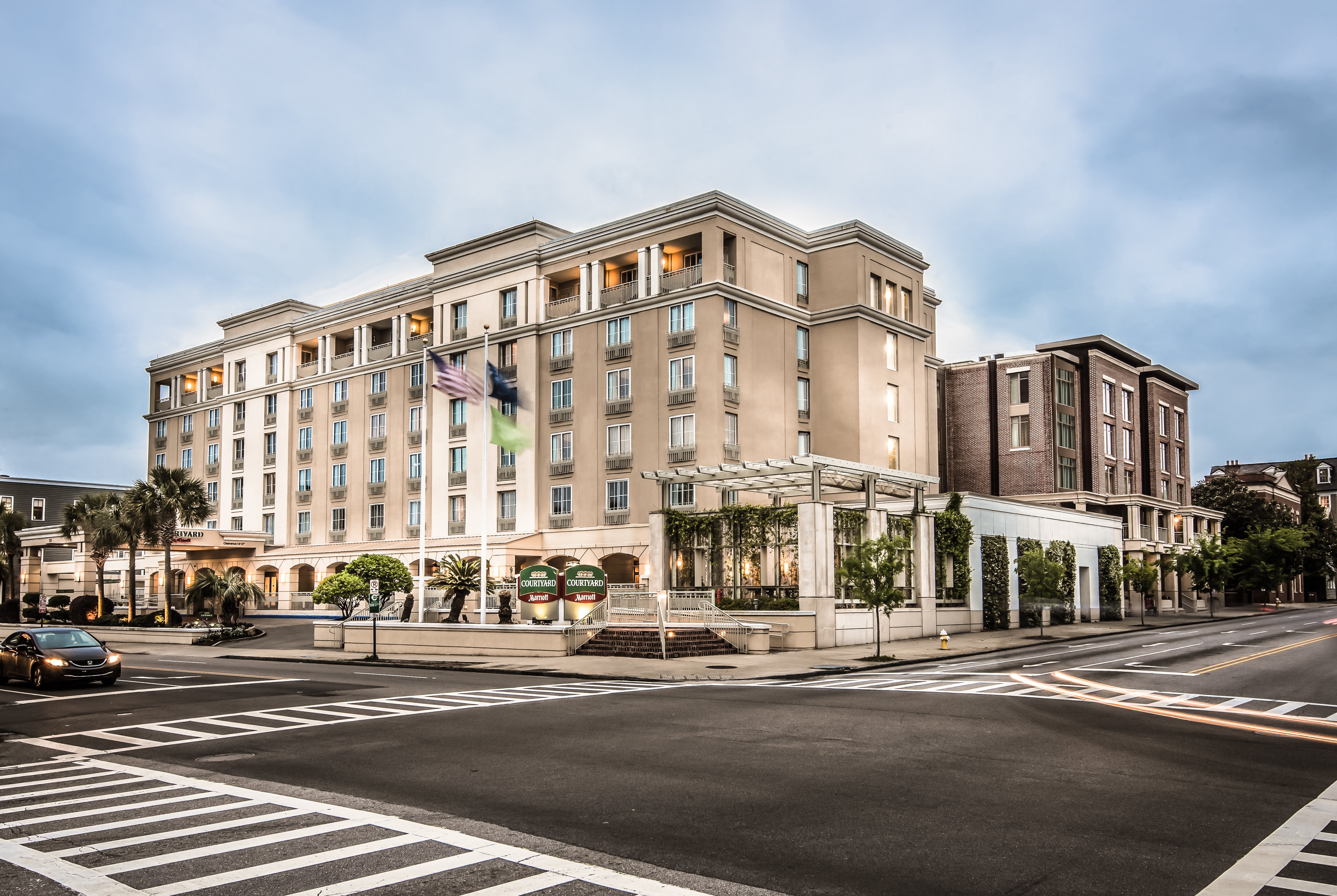 COURTYARD BY MARRIOTT CHARLESTON HISTORIC DISTRICT Updated 2022   Exterior View From Marion 