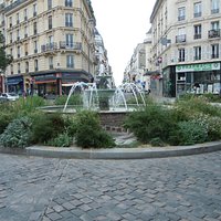 La fontaine sur la place