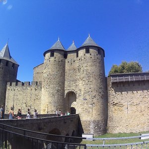 The 10 best hotels with parking in Carcassonne from 34 USD for