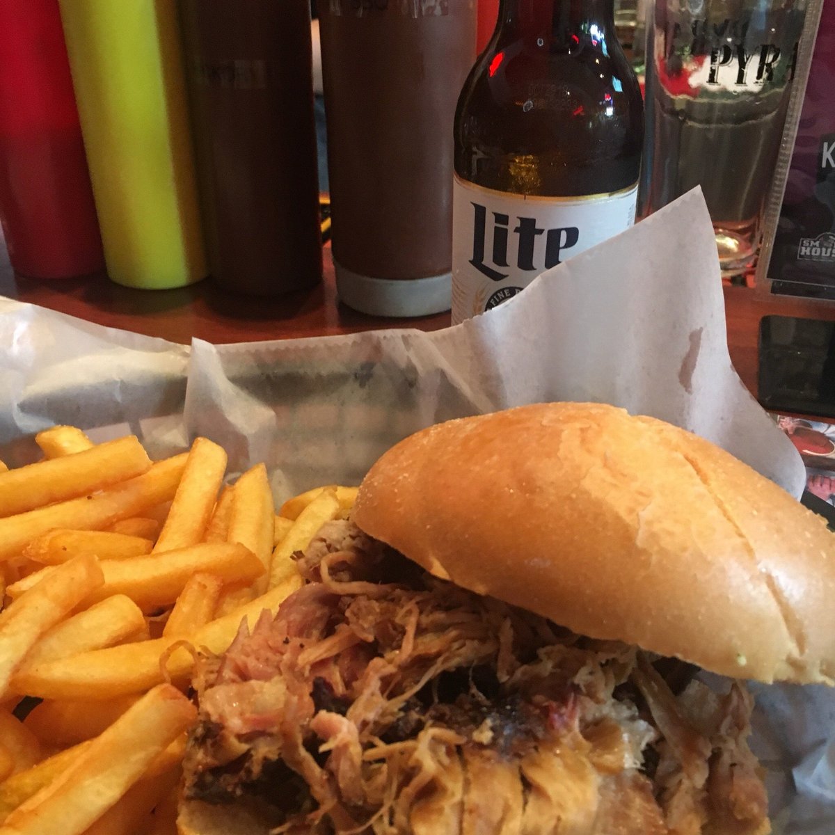 1911 SMOKEHOUSE BBQ, Trenton - Menu, Prices & Restaurant Reviews - Order  Online Food Delivery - Tripadvisor