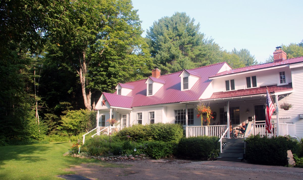 The Buttonwood Inn on Mount Surprise Massage: Pictures & Reviews ...