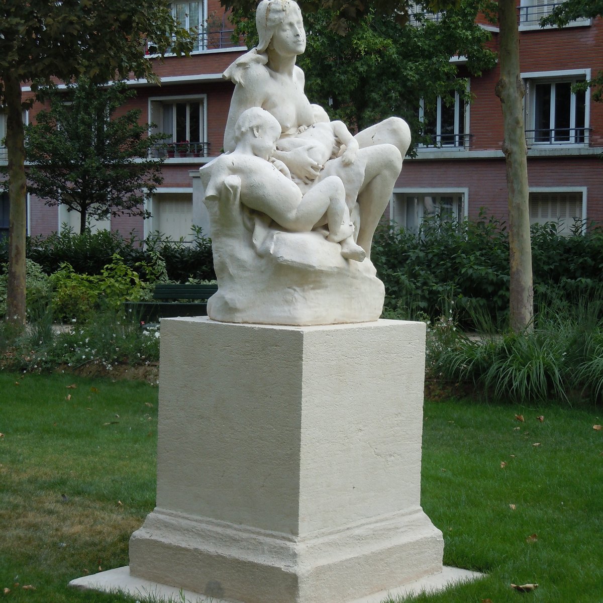 STATUE LA MATERNITÉ - All You MUST Know Before You Go (2024)