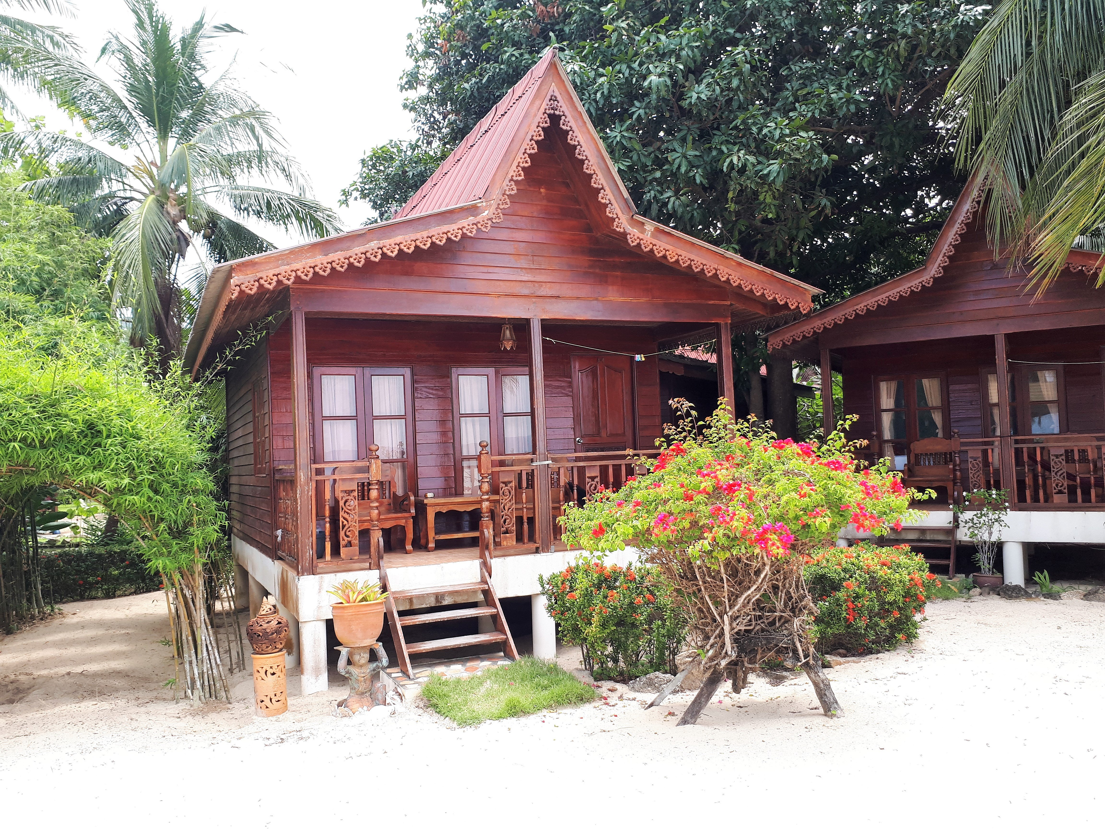 PHANGAN RAINBOW BUNGALOWS : Tarifs 2024 Et 11 Avis