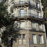 L'immeuble et les Télamons