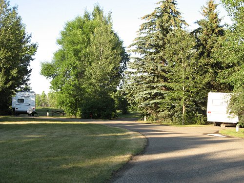 brooks alberta tourism