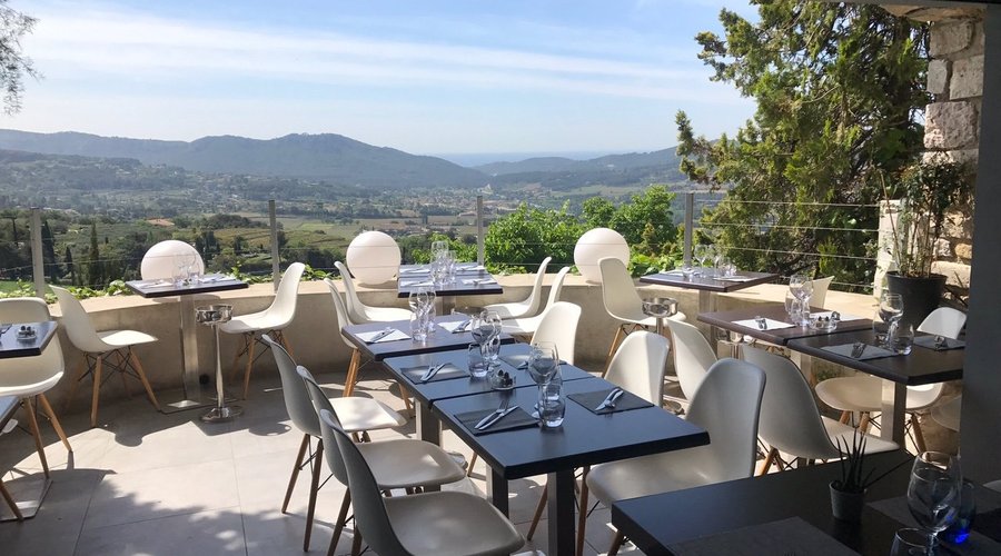 Terrasse - Le Saint Eloi