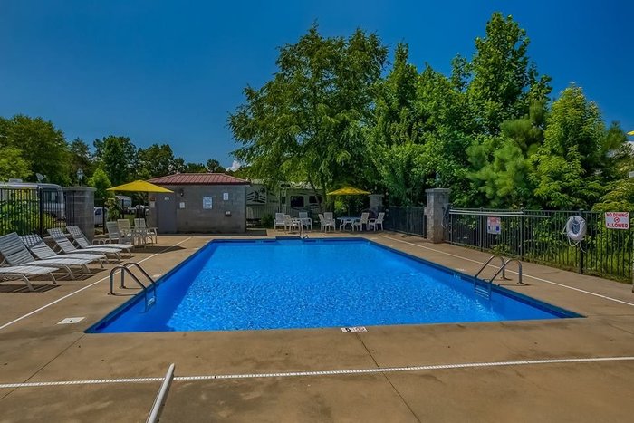 The Great Outdoors RV Resort Pool: Pictures & Reviews - Tripadvisor