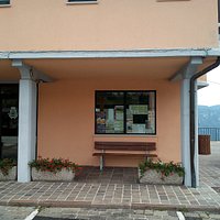 Esterno ufficio turistico di Tonezza