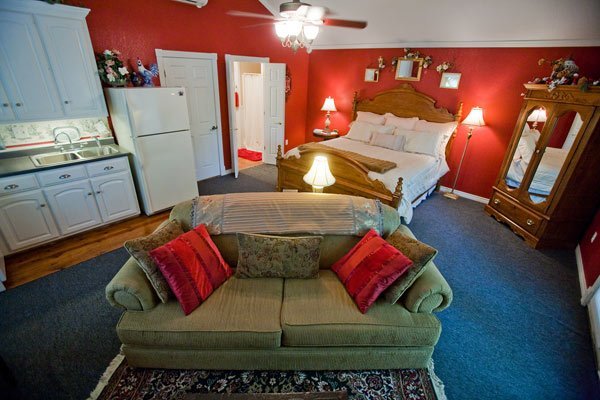 The Savannah Suite