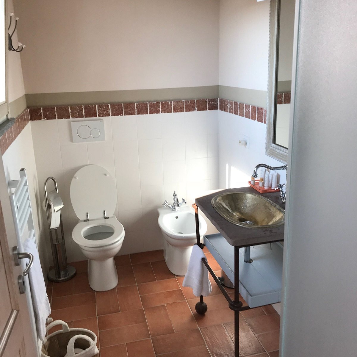 LA CAPALBIOLA B&B (Centro F): Prezzi e Recensioni 2024