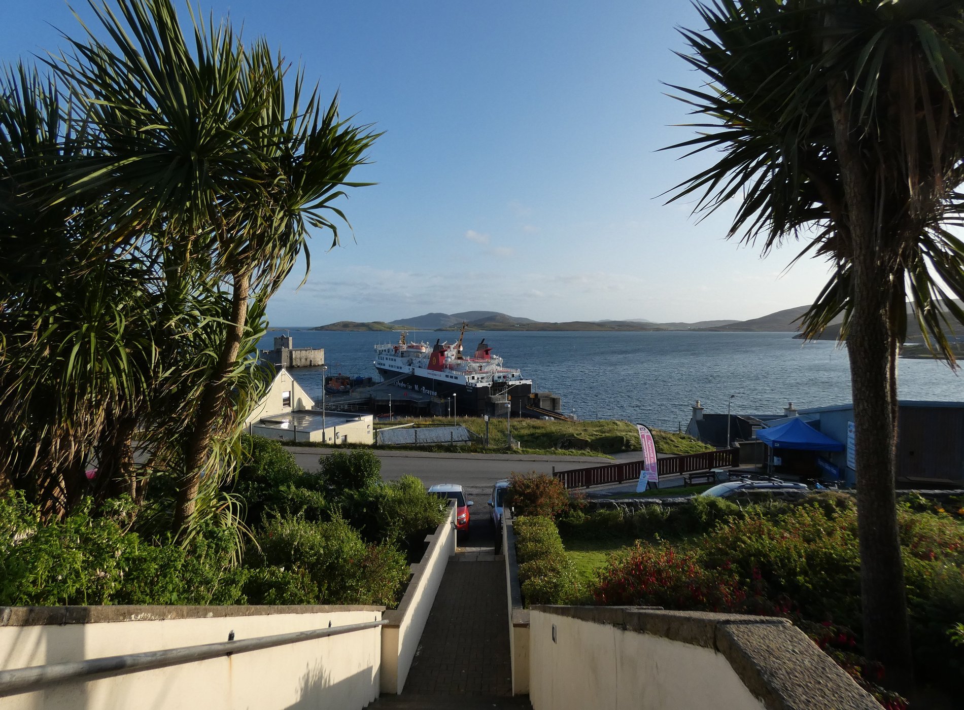 Castlebay Hotel by null