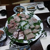 メインは新鮮なお刺身