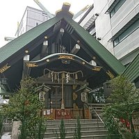 築土神社本殿