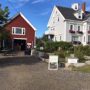 Seaside Inn and Barn
