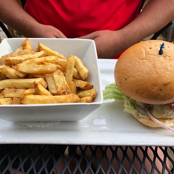 THE 10 BEST Restaurants in Bracebridge Updated April 2025
