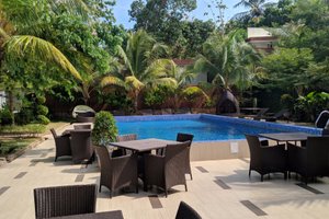 Piscina e praia