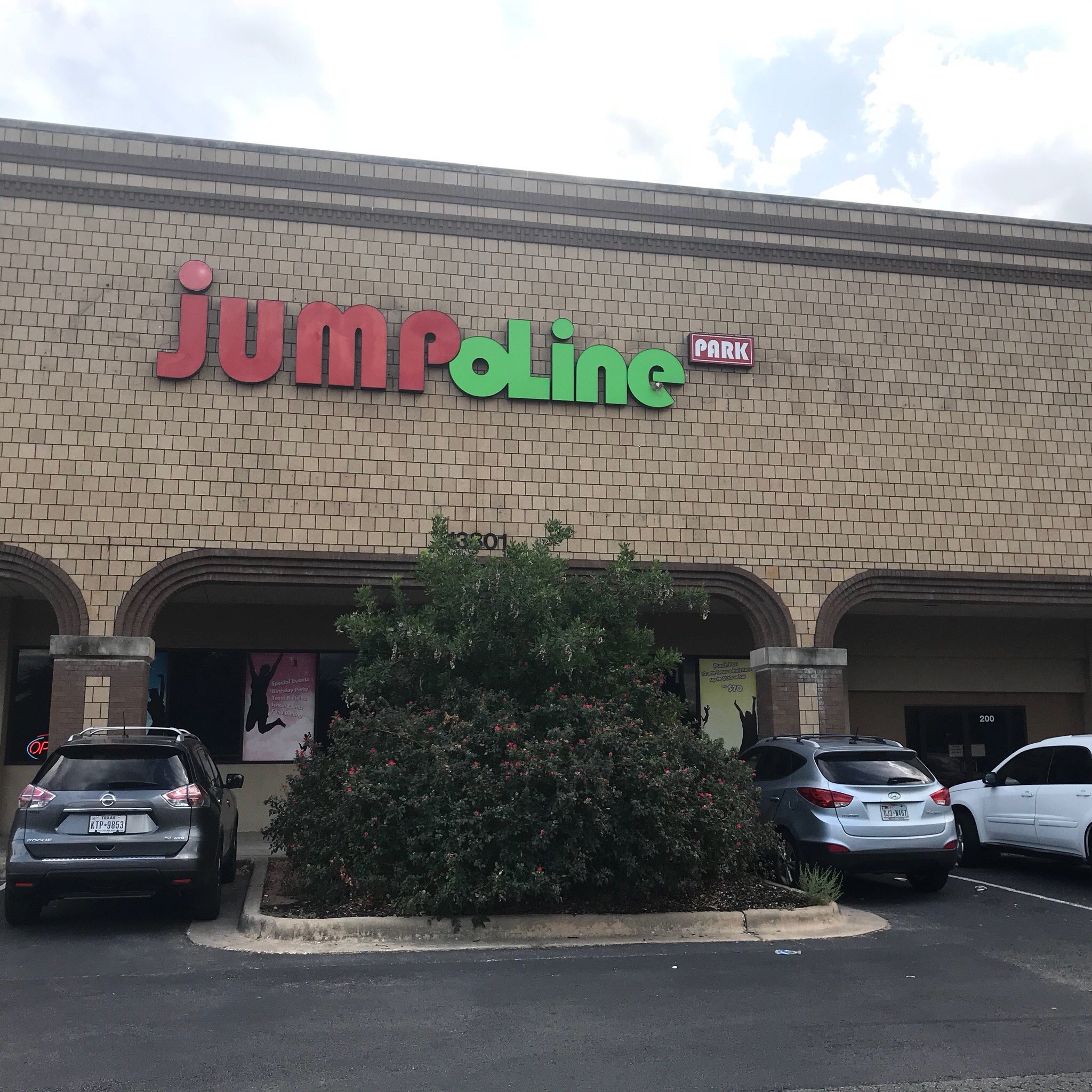 Jumpoline parks sale near me